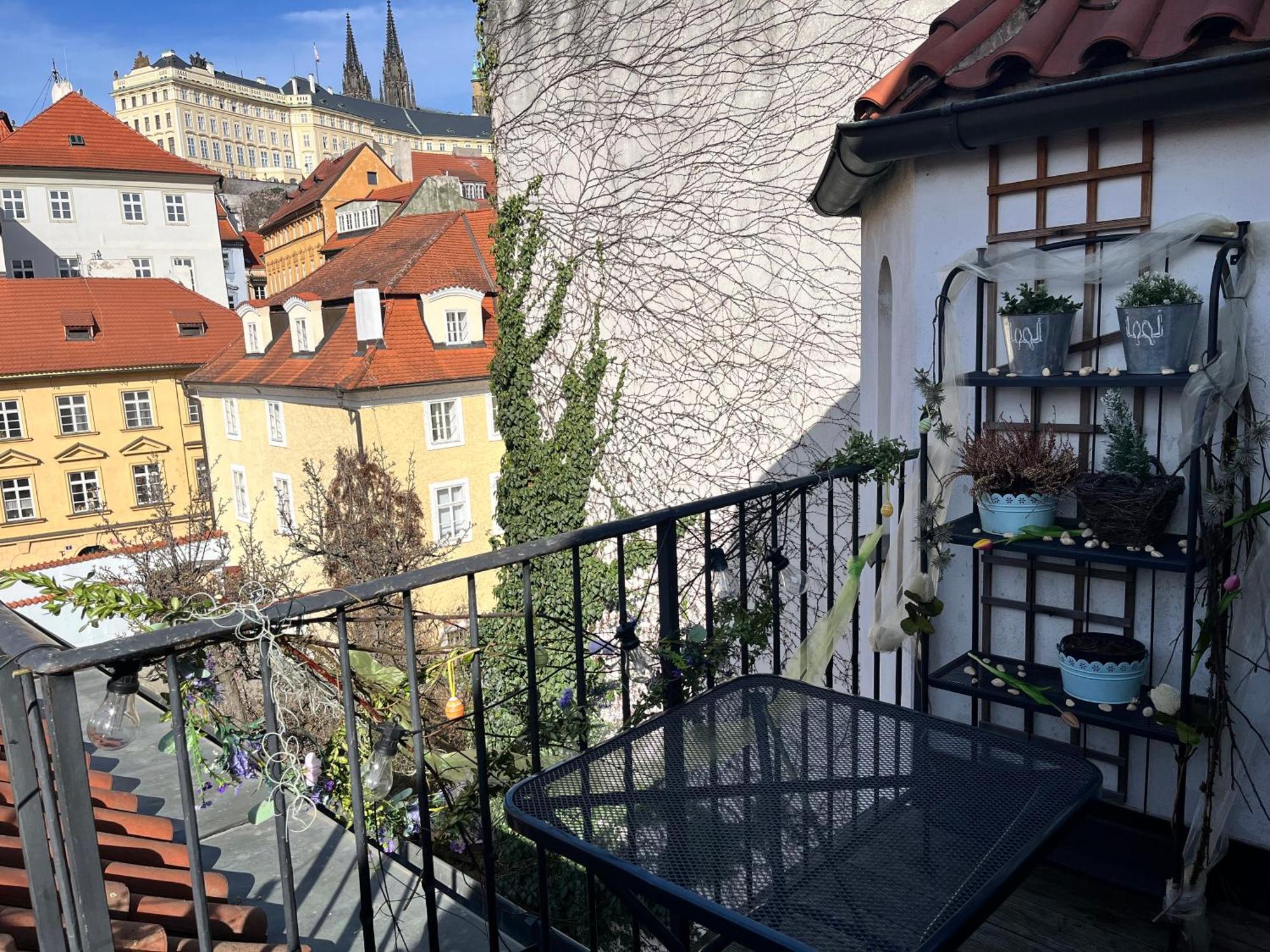 Apartman Mala Strana -Piece And Quiet Prague Exterior photo